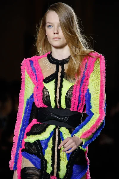 Look 111